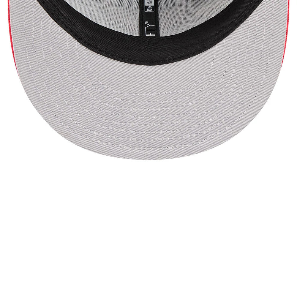 Chicago Bulls NBA Hardwood Classic ASG Black New Era 9FIFTY Snapback Adjustable Cap, inside view showing a grey undervisor, black sweatband, and taping with the New Era logo along the interior lining.