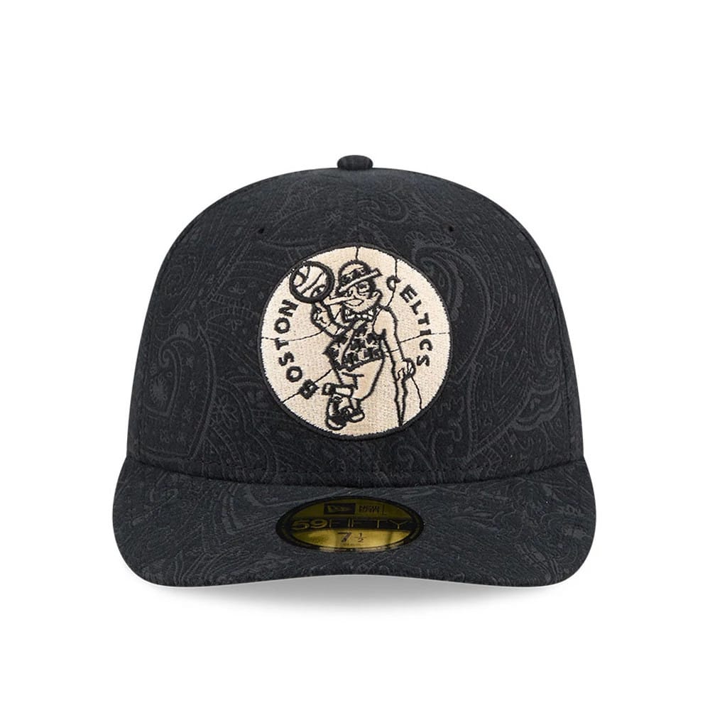 Boston Celtics NBA Brushed Cotton Black New Era 59FIFTY Fitted Cap, front view showing a textured black cap with an embroidered white circle and Celtics mascot on the front panel, featuring a flat visor and a gold 59FIFTY size sticker.