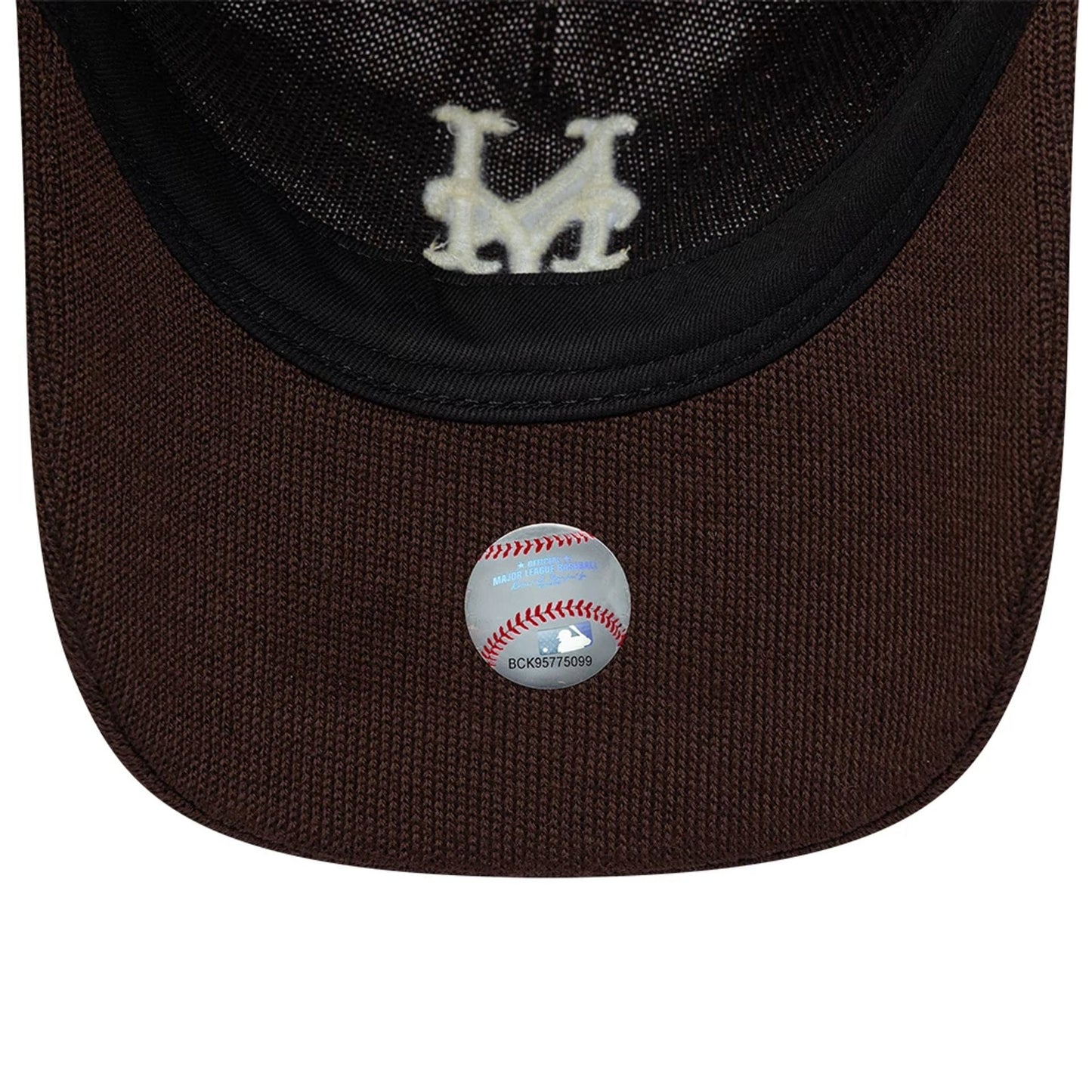 New York Mets MLB Merino Wool Dark Brown New Era 9TWENTY Adjustable Cap, front view showing the cream embroidered Mets logo on the dark wool brown crown, a black visor with a baseball-themed sticker on the undervisor at the edge.