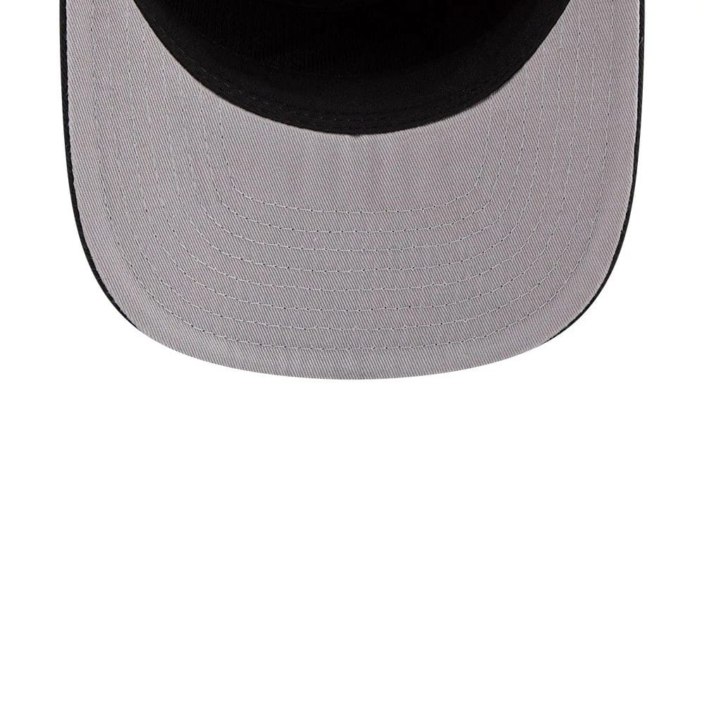 Chicago White Sox MLB Nylon Black New Era 19TWENTY Adjustable Cap, inside view showing a contrasting grey undervisor against the black sweatband, with evenly spaced stitching on the visor.