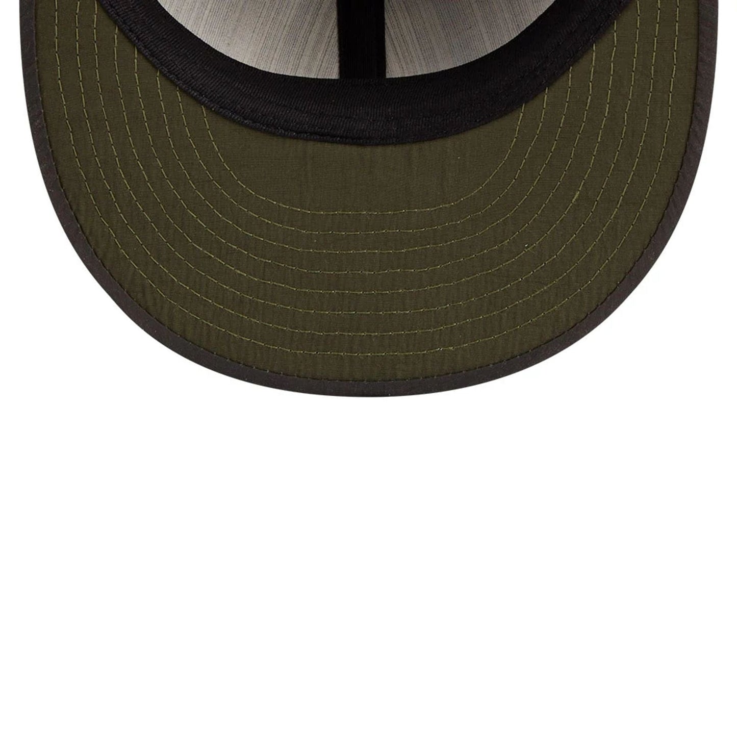 Pittsburgh Pirates MLB Nylon Black Retro Crown New Era 9FIFTY Adjustable Cap, inside view showing an olive green undervisor with contrasting stitching, black taping along the seams, and a black sweatband.