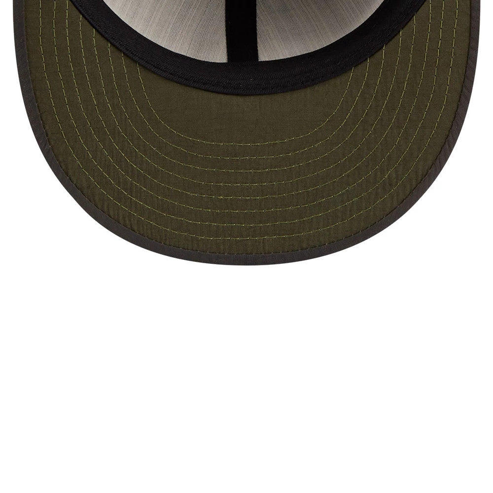 Pictured is this MLB Nylon New York Mets Retro Crown 9FIFTY cap in black. 3