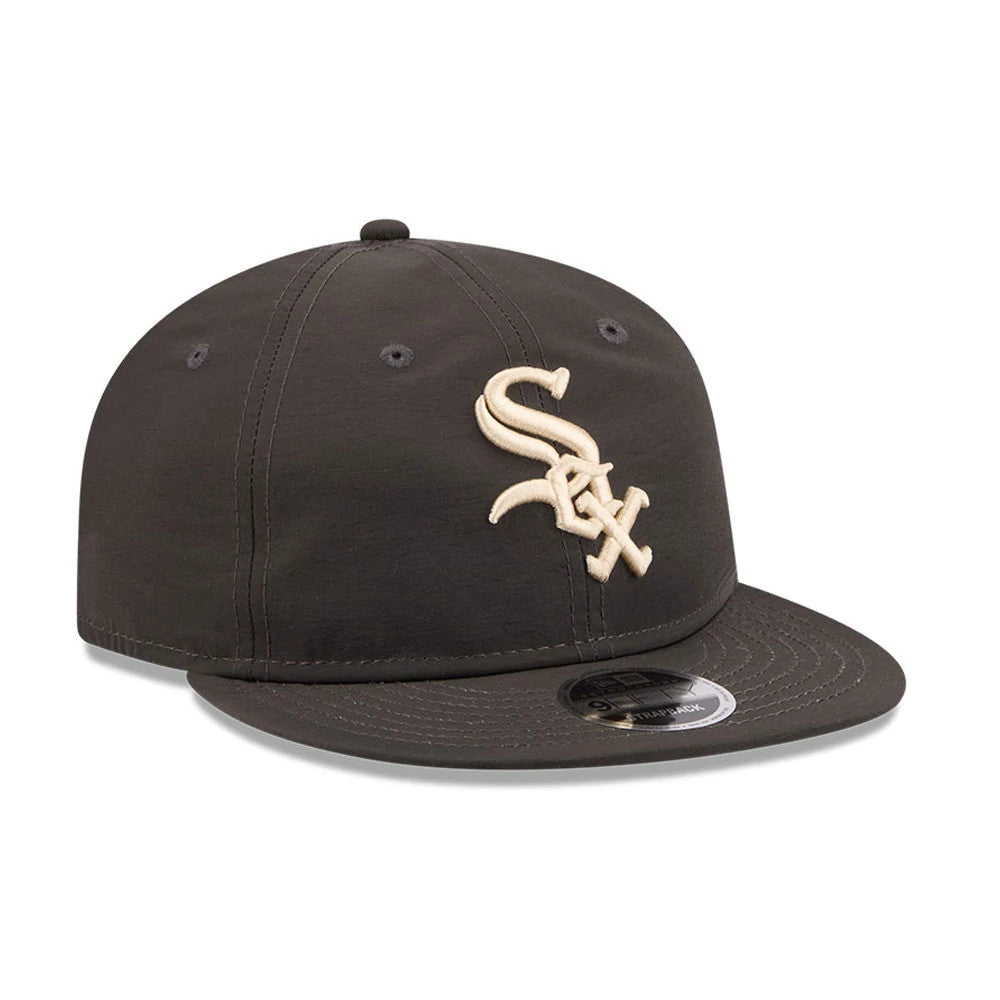 Chicago White Sox MLB Nylon Black Retro Crown New Era 9FIFTY Adjustable Cap, three-quarter view showing the cream embroidered White Sox logo on the front panel, curved black visor with a 9FIFTY size sticker, and matching top button.