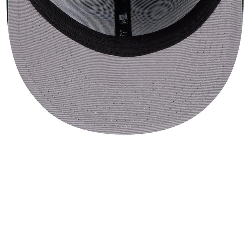 Pictured is this MLB X Looney Tunes Bugs Bunny Athletics 59FIFTY Fitted cap in dark green. 2