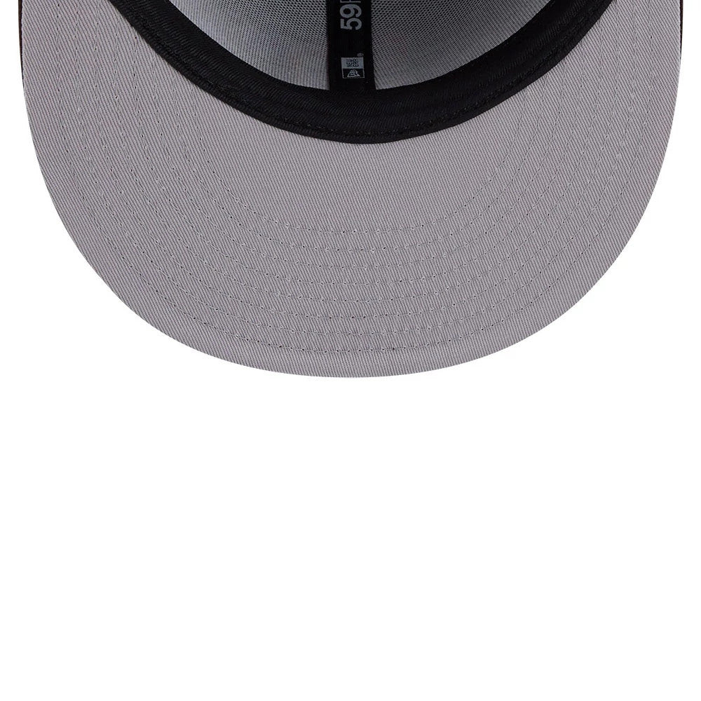 Pictured is this MLB X Looney Tunes Bugs Bunny San Diego Padres 59FIFTY Fitted cap in dark brown. 2