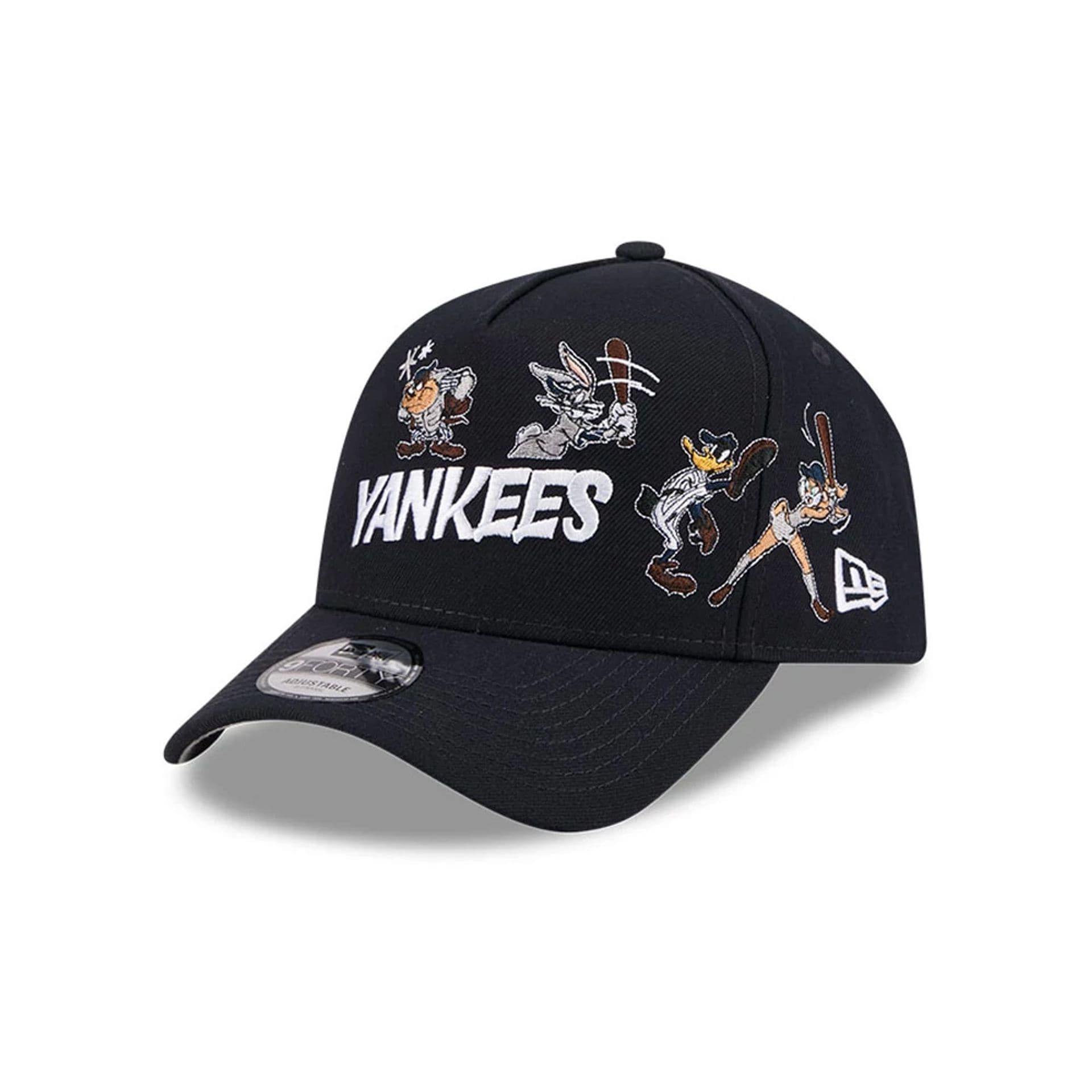 Pictured is this MLB X Looney Tunes New York Yankees 9FORTY A-Frame Adjustable cap in navy. 1