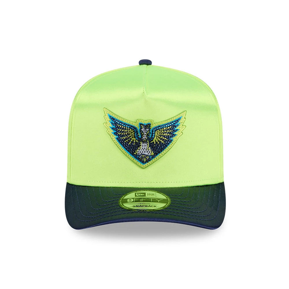 Wings WNBA Draft 2026 Bright Green New Era 9FIFTY A-Frame Snapback Adjustable Cap, front view showing a detailed blue and yellow embroidered Wings logo centred on the bright green front panel, with a dark green flat visor and a 9FIFTY size sticker.