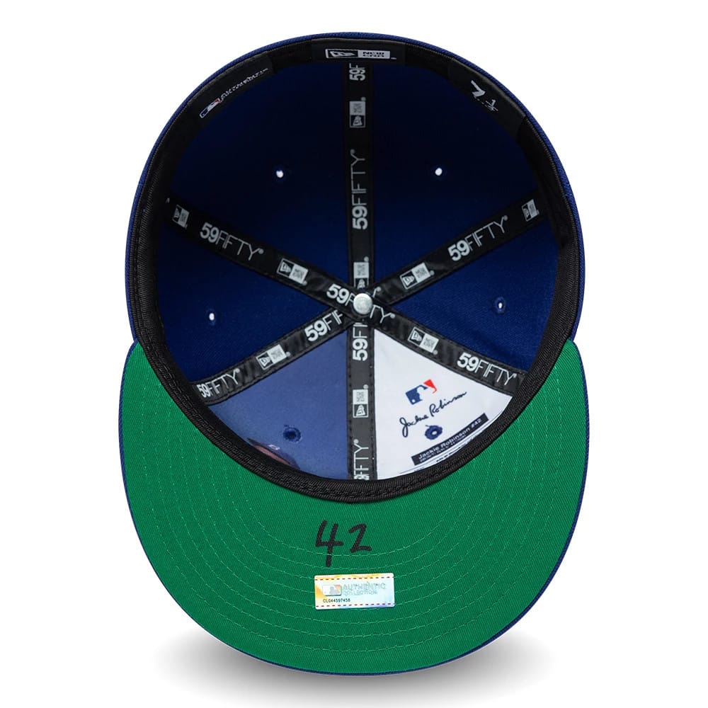 Pictured is this MLB Jackie Robinson Brooklyn Dodgers 59FIFTY Fitted cap in Navy. 2