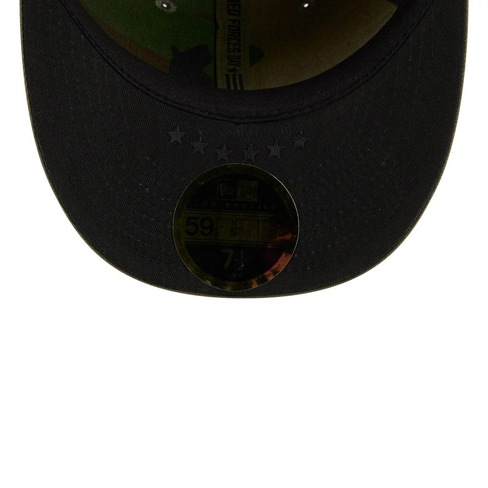 LA Dodgers MLB Armed Forces Day 2026 Green Low Profile New Era 59FIFTY Fitted Cap, inside view showing the camo print undervisor with black stars, gold 59FIFTY size sticker on the black visor, and camo pattern taping.
