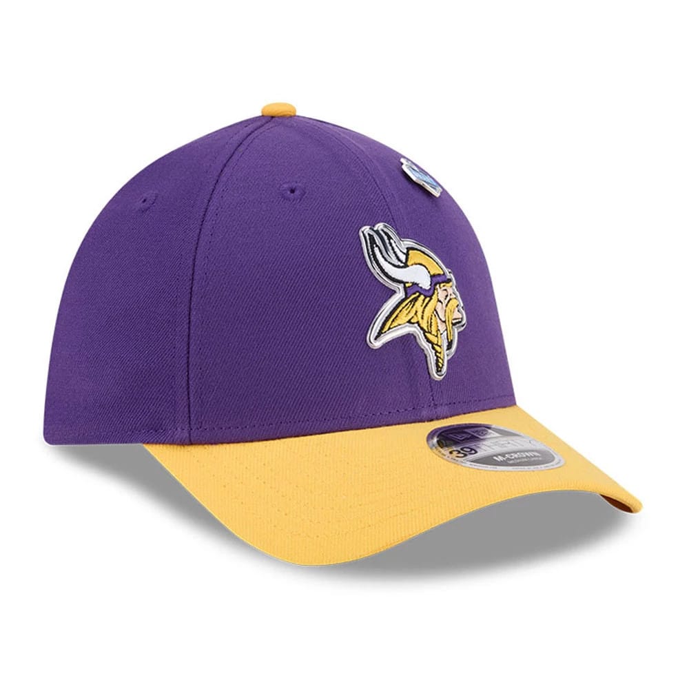 Minnesota Vikings NFL Draft 2026 Purple New Era 39THIRTY M-Crown Stretch Fit Cap, three-quarter view showing the raised embroidered Vikings logo on the front panel, a yellow curved visor, and a 39THIRTY size sticker on the visor.