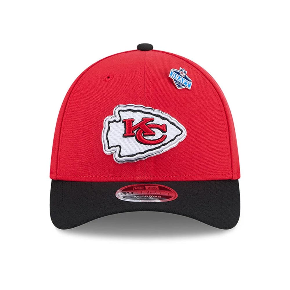 Pictured is this NFL Draft 2026 Kansas City Chiefs 39THIRTY M-Crown Stretch Fit cap in red. 3