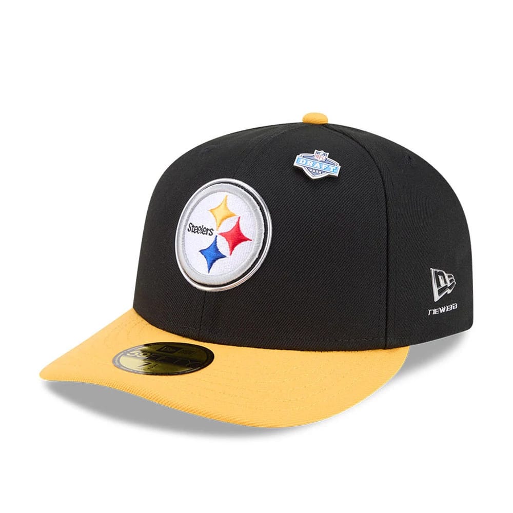Pittsburgh Steelers NFL Draft 2026 Black New Era 59FIFTY Fitted Cap, three-quarter view showing the raised team logo in white, yellow and red embroidery on the front panel, a contrasting yellow visor, and a gold 59FIFTY size sticker on the visor.