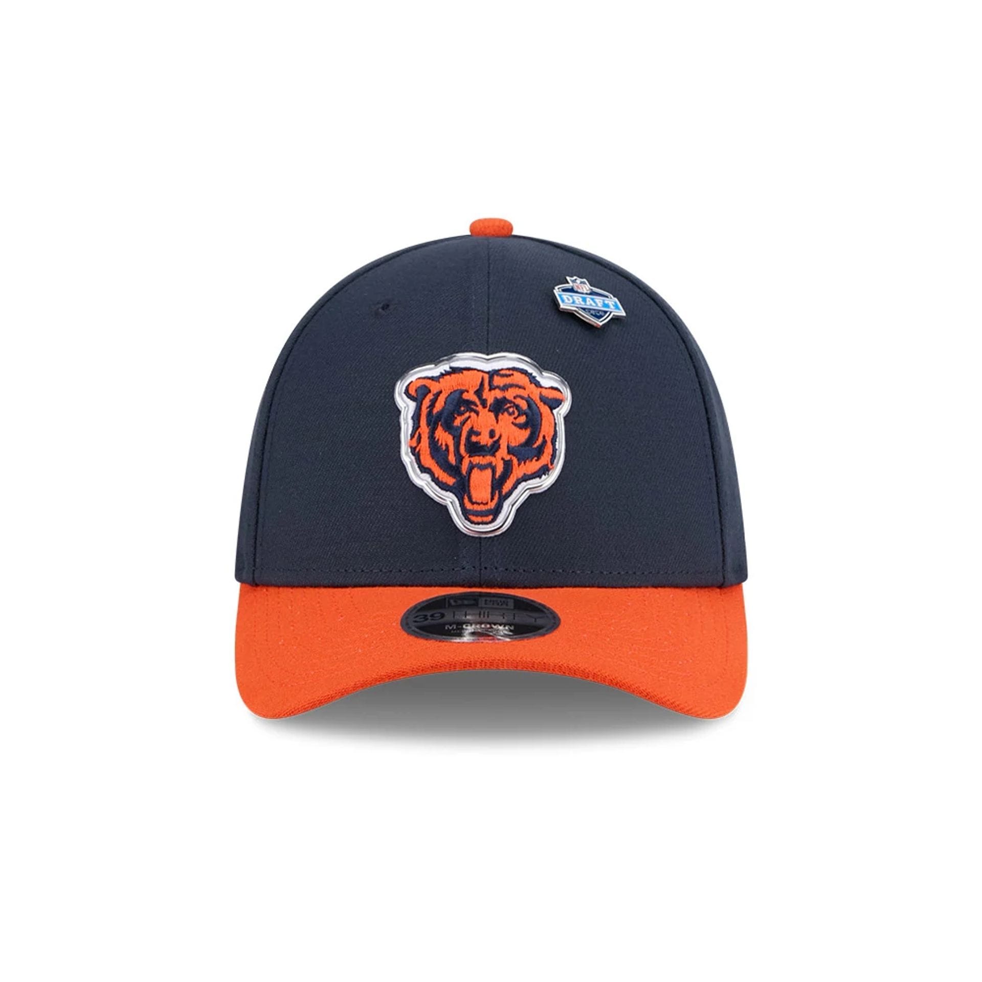 Pictured is this NFL Draft 2026 Chicago Bears 39THIRTY M-Crown Stretch Fit cap in navy. 2