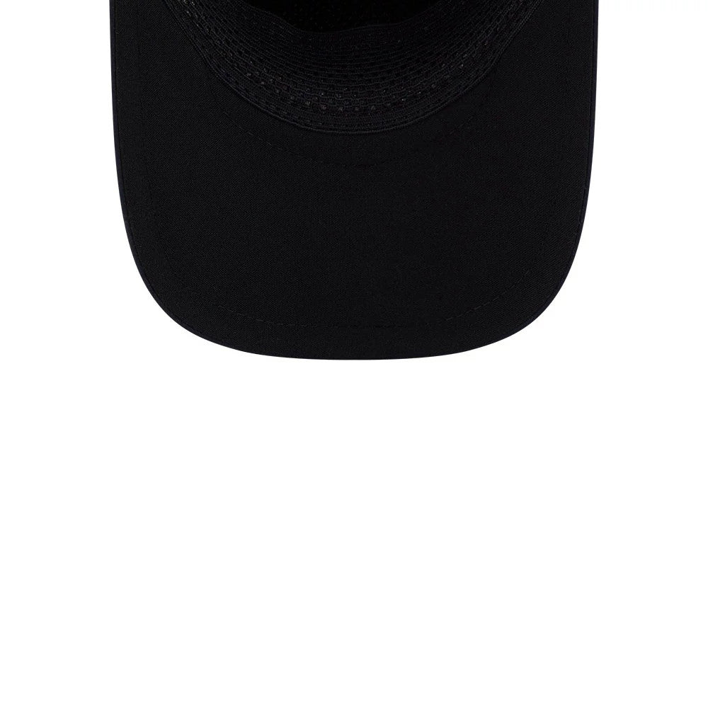 Pictured is this MLB Quickstrike Seattle Mariners 9FORTY Apex cap in navy. 7