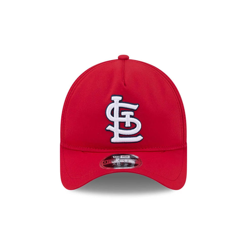 St. Louis Cardinals MLB Quickstrike Red New Era 9FORTY Apex Adjustable Cap, front view showing the white embroidered St. Louis logo on the structured red crown, with a curved red visor and a 9FORTY size sticker on the visor.