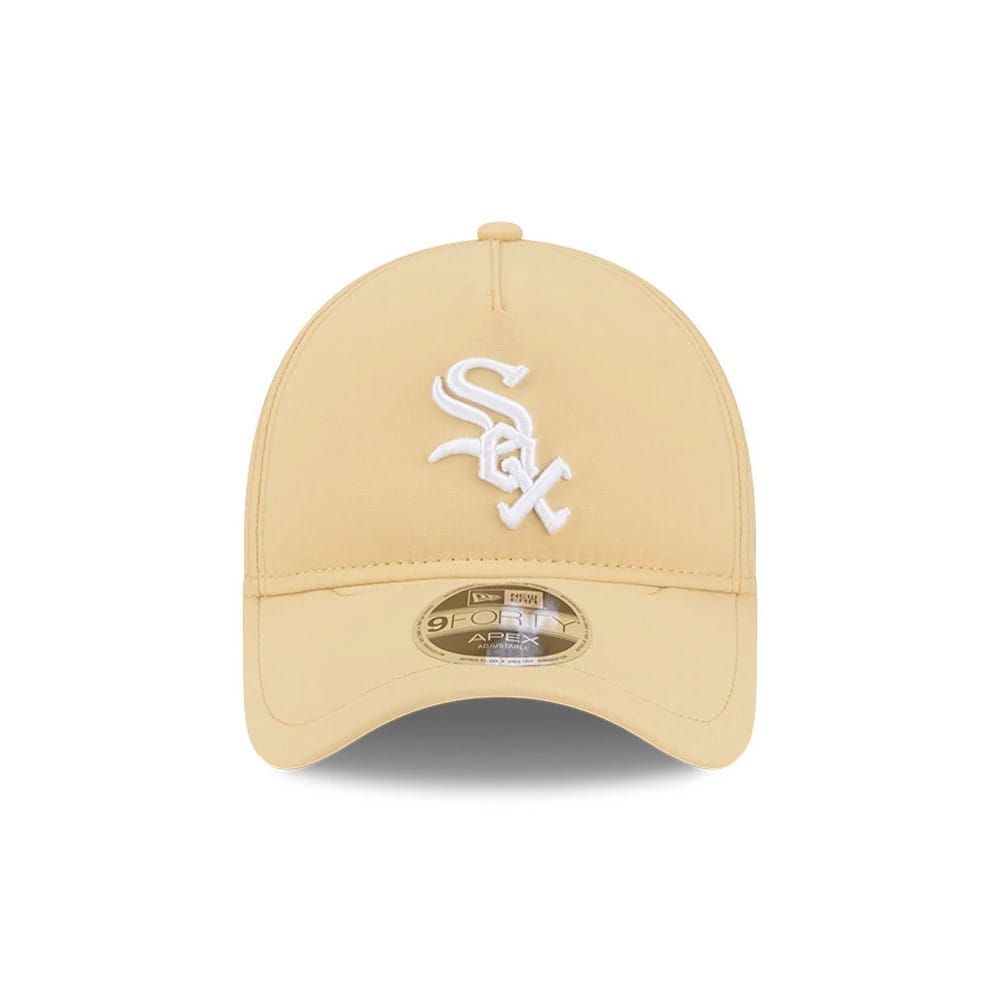 Pictured is this MLB Quickstrike Chicago White Sox 9FORTY Apex cap in white. 3