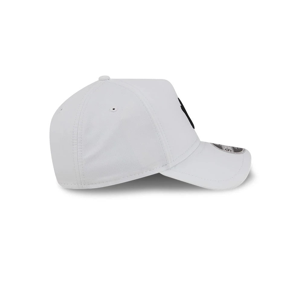 Pictured is this MLB Quickstrike New York Yankees 9FORTY Apex cap in white. 7