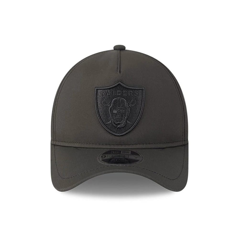 Raiders NFL Quickstrike Black on Black New Era 9FORTY Apex Adjustable Cap, front view showing the raised black Raiders shield logo embroidered on the front panel, with a curved visor and a 9FORTY size sticker on top.