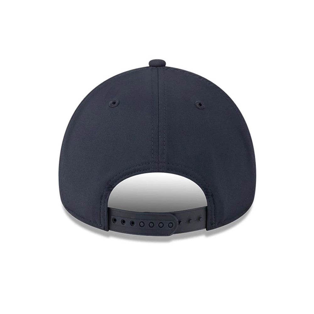 Pictured is this MLB Quickstrike Atlanta Braves 9FORTY Apex cap in navy. 4
