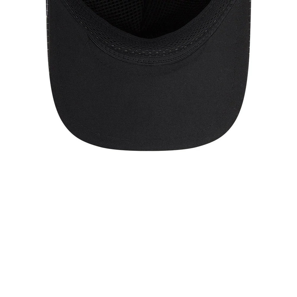 Pictured is this MLB Quickstrike Chicago White Sox 9FORTY Apex cap in black. 7