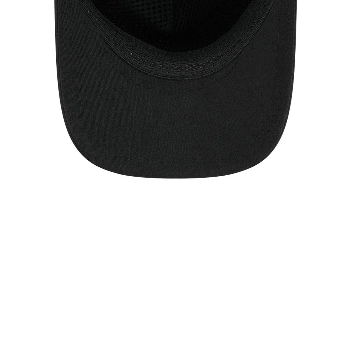 Pictured is this NBA Quickstrike Chicago Bulls 9FORTY Apex cap in black. 7