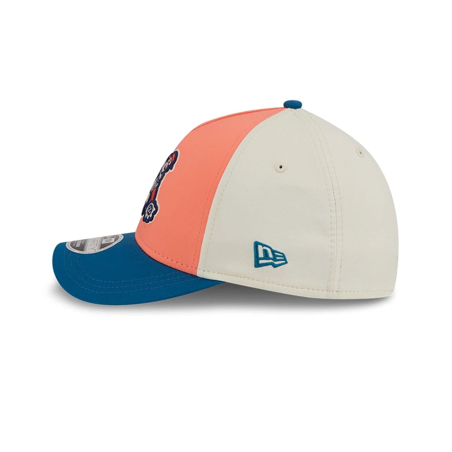 Pictured is this MLB City Connect Milwaukee Brewers 39THIRTY M-Crown A-Frame Stretch Fit cap in peach. 7