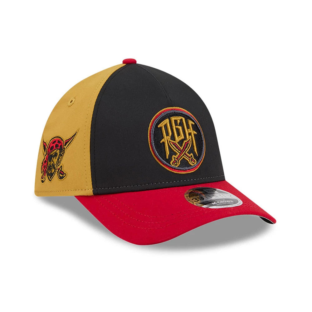 Pirates MLB City Connect Black New Era 39THIRTY M-Crown A-Frame Stretch Fit Cap, front view showing the red PBF logo with crossed bats embroidered on the black front panel, red visor with a 39THIRTY size sticker.