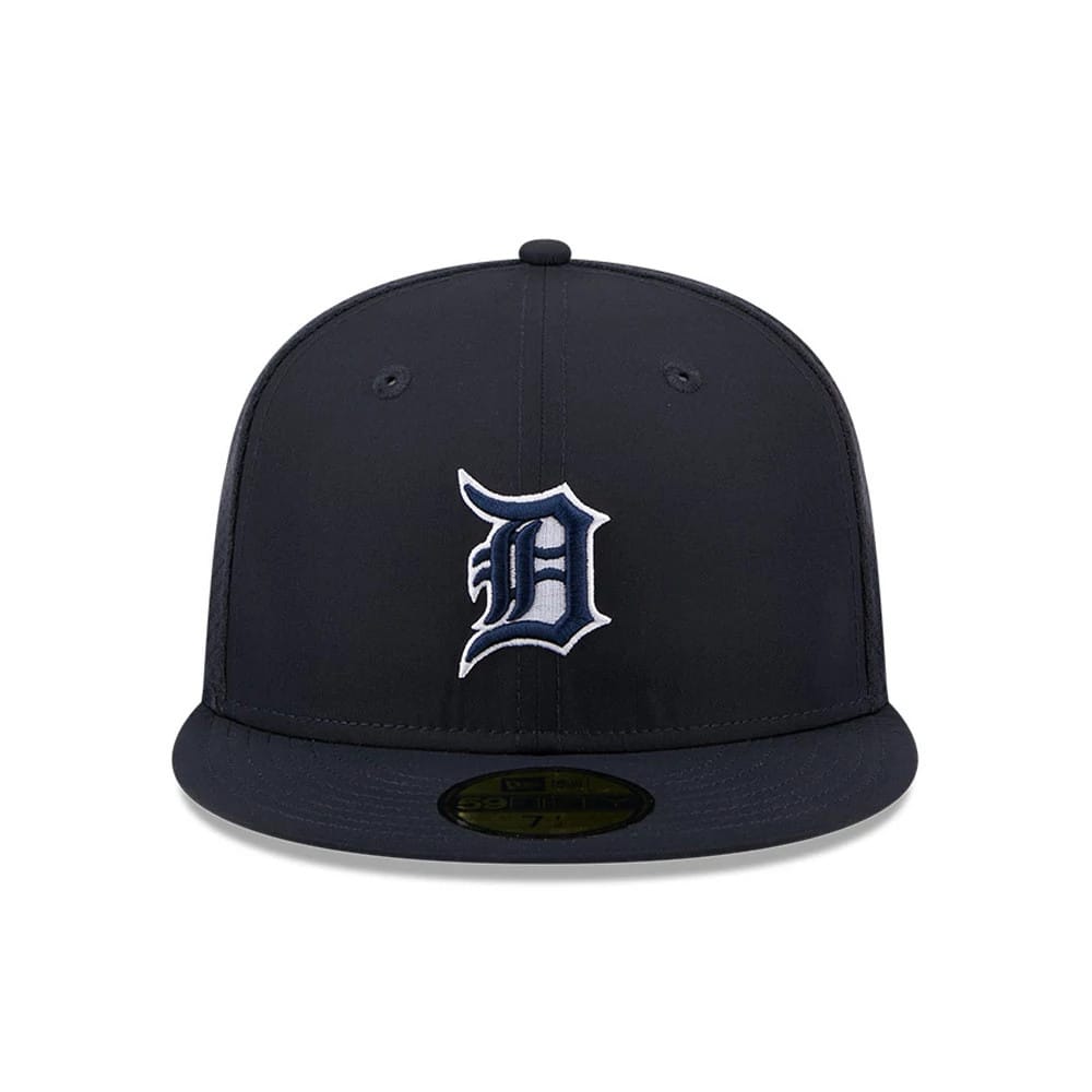 Pictured is this MLB Batting Practice 2026 Detroit Tigers 59FIFTY Fitted cap in navy. 2