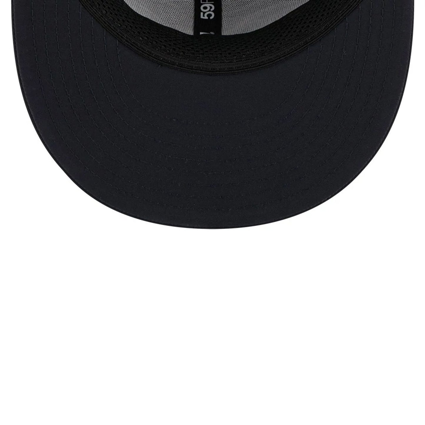 Pictured is this MLB Batting Practice 2026 Detroit Tigers 59FIFTY Fitted cap in navy. 7