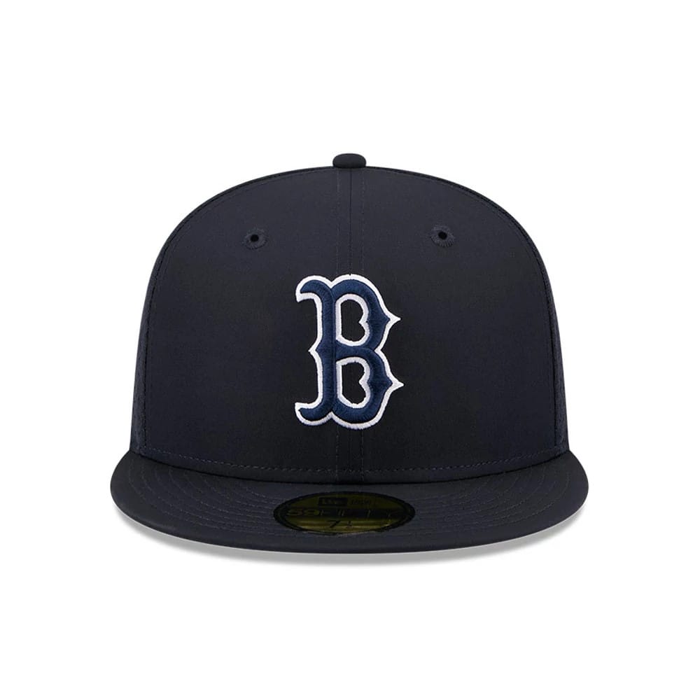 Pictured is this MLB Batting Practice 2026 Boston Red Sox 59FIFTY Fitted cap in navy. 2