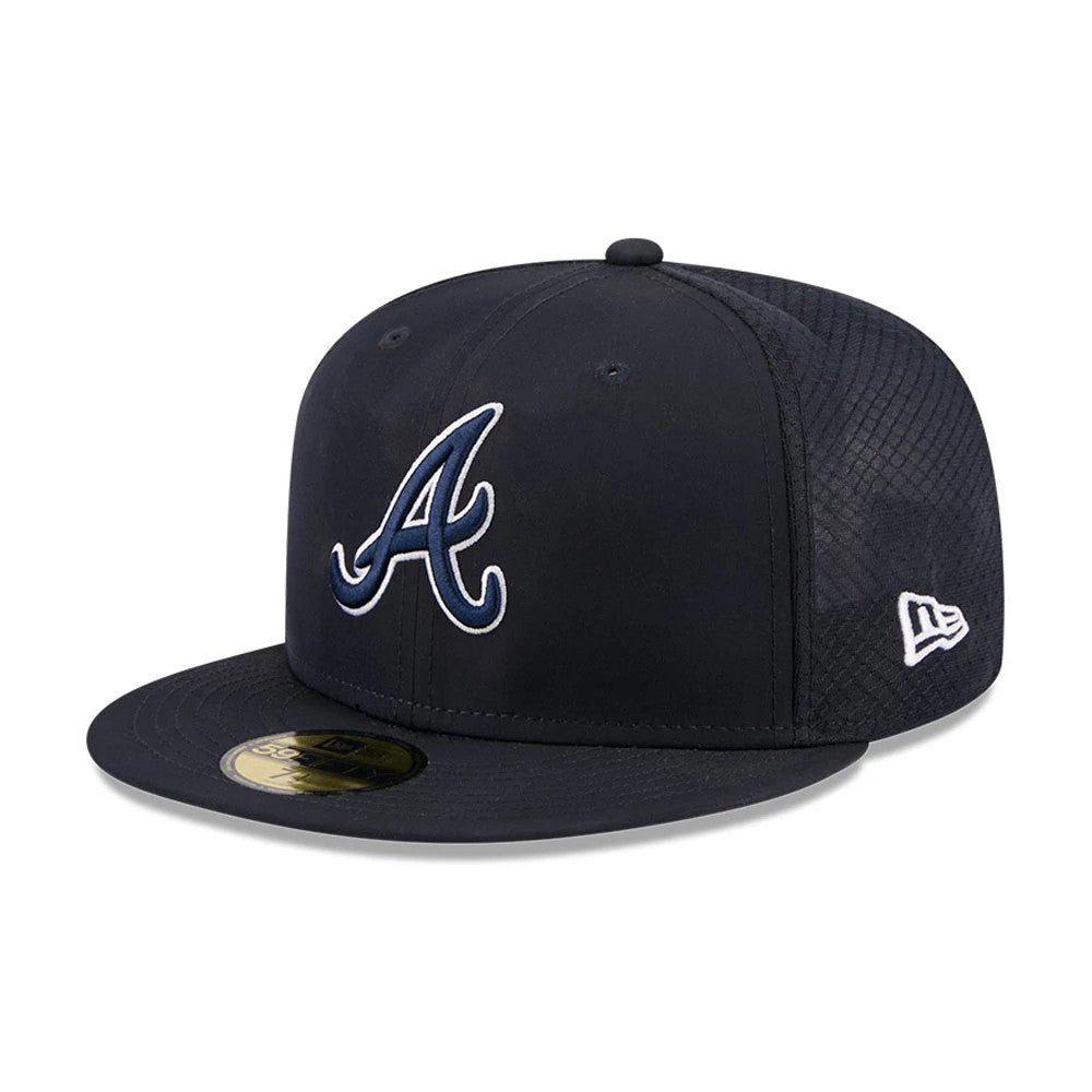 Atlanta Braves MLB Batting Practice 2026 Navy New Era 59FIFTY Fitted Cap, three-quarter view showing the raised white and navy embroidered A logo on the front panel, navy visor with a gold 59FIFTY size sticker.