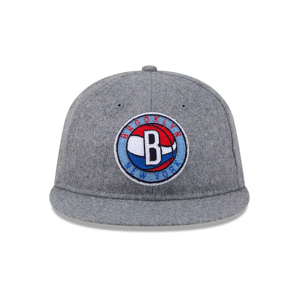Pictured is this NBA Chenille Woven Brooklyn Nets Retro Crown 9FIFTY cap in grey. 4