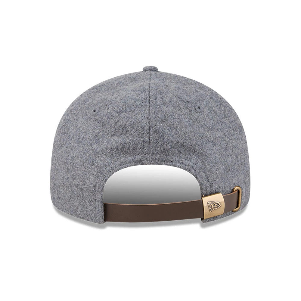 Brooklyn Nets NBA Chenille Woven Grey Retro Crown New Era 9FIFTY Adjustable Cap, rear view showing a structured grey crown with a brown adjustable strap, gold clasp featuring the New Era flag logo, and matching grey eyelets.