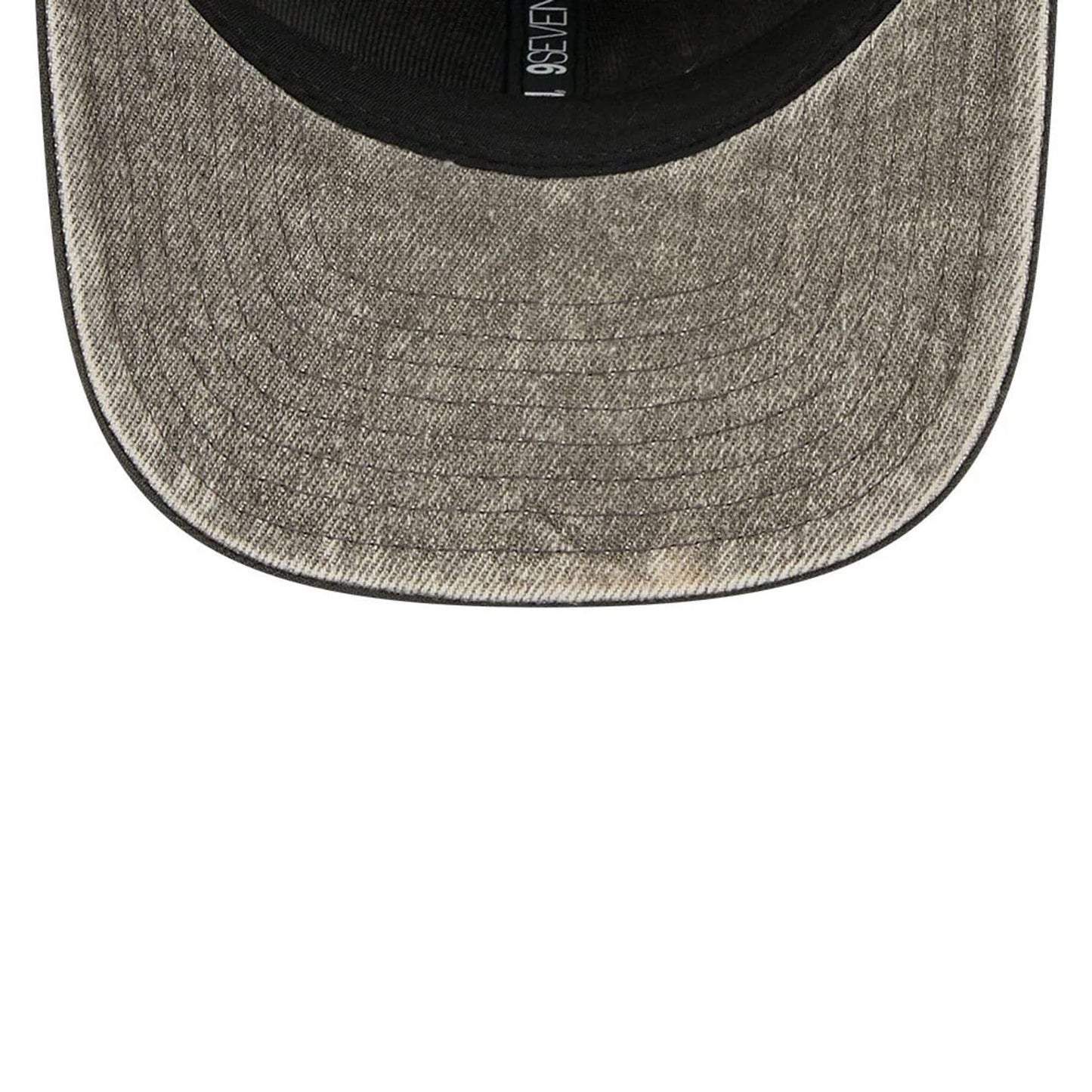 Pictured is this NFL Washed Denim Philadelphia Eagles 9SEVENTY Stretch Snap cap in dark grey. 7