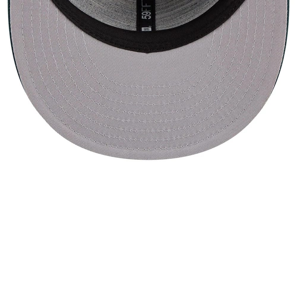 Pictured is this WBC Classical Script Australia Retro Crown 59FIFTY Fitted cap in dark green. 2