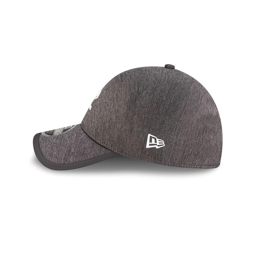 New Era Dark Grey 39THIRTY Infinity Stretch Fit Cap, side view showing the white embroidered New Era flag logo on the grey textured crown, with a curved visor and a monochrome size sticker on the top panel.