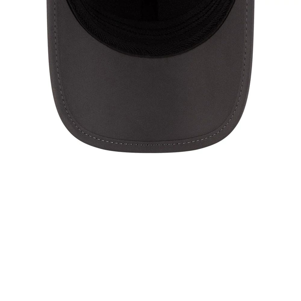Pictured is this New Era 39THIRTY Infinity Stretch Fit cap in dark grey. 7