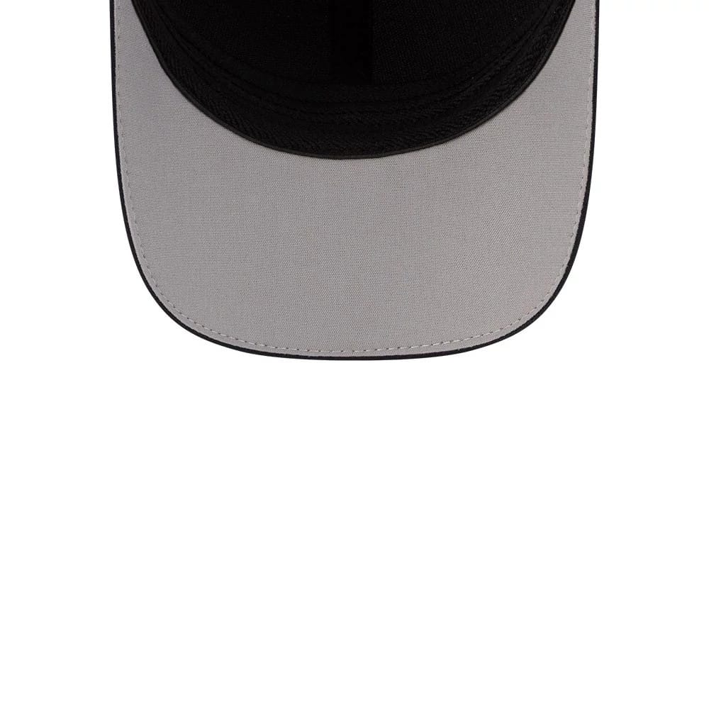 Pictured is this New Era 39THIRTY Infinity Stretch Fit cap in navy. 2