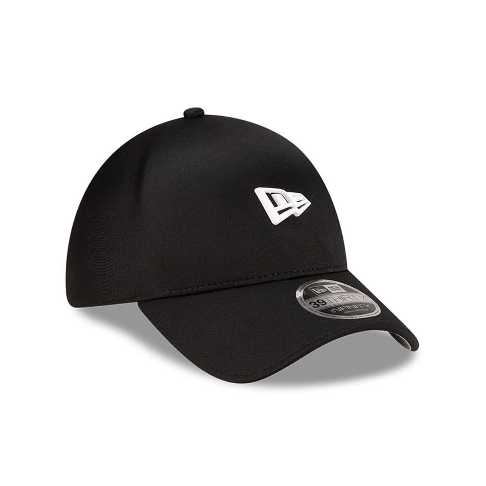 New Era Black 39THIRTY Infinity Stretch Fit Cap, front view showing the white embroidered New Era flag logo on the front panel, a curved black visor with a 39THIRTY size sticker, and a seamless structured black crown.