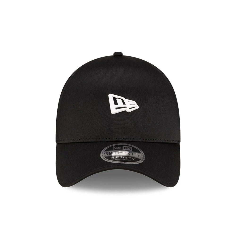 New Era Black 39THIRTY Infinity Stretch Fit Cap, front view showing the white embroidered New Era flag logo on the central black panel, a curved black visor, and a 39THIRTY size sticker on the visor.