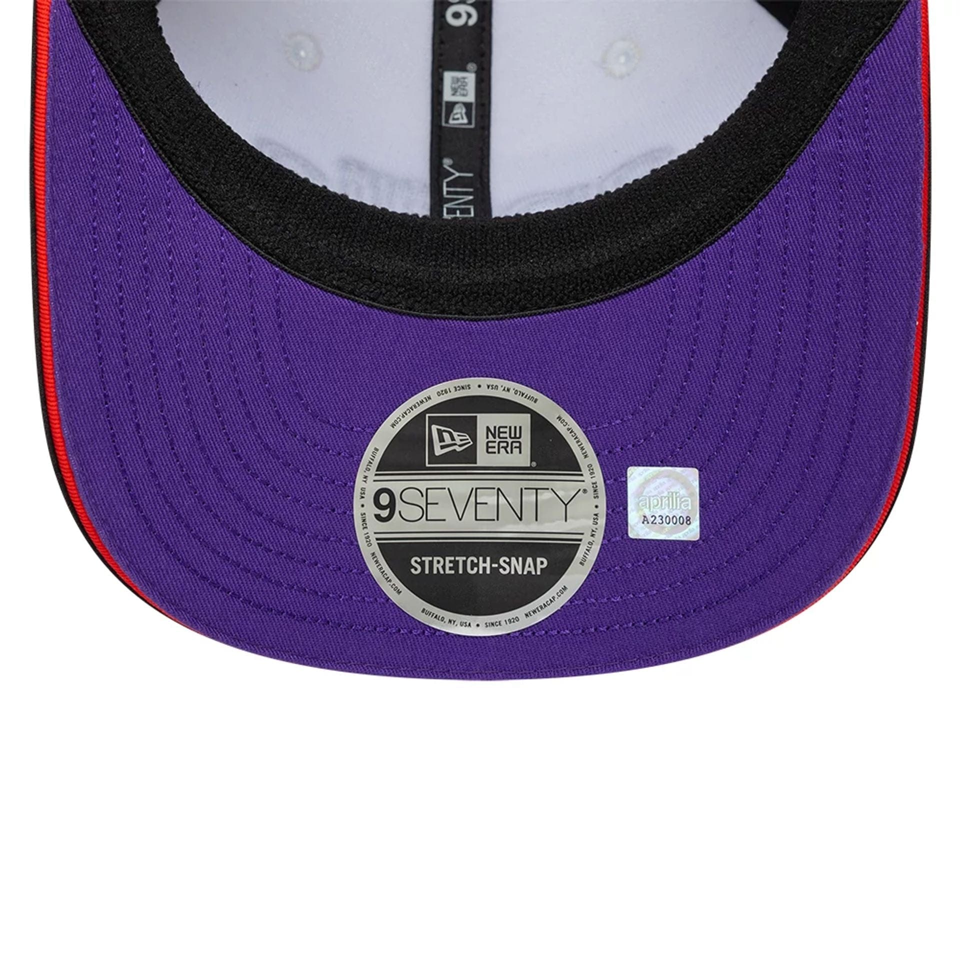 Pictured is this Aprilia Replica Marco Bezzecchi 9SEVENTY Stretch Snap cap in white. 2