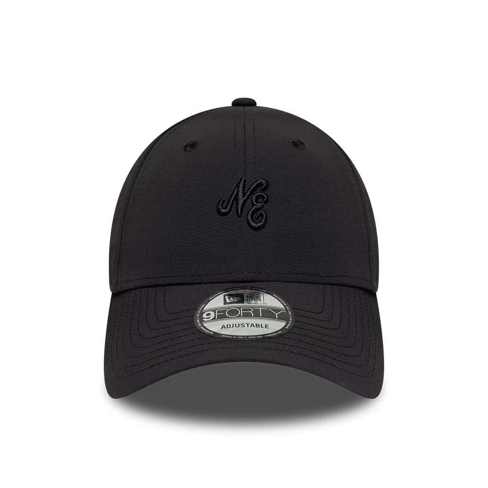 Pictured is this New Era Mini Logo Recycled 9FORTY cap in Black On Black. 2