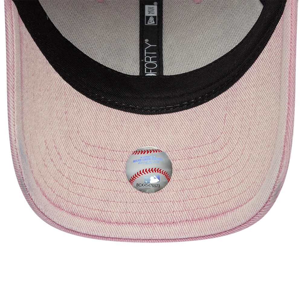 Pictured is this MLB Washed Denim LA Dodgers 9FORTY cap in pastel pink. 7