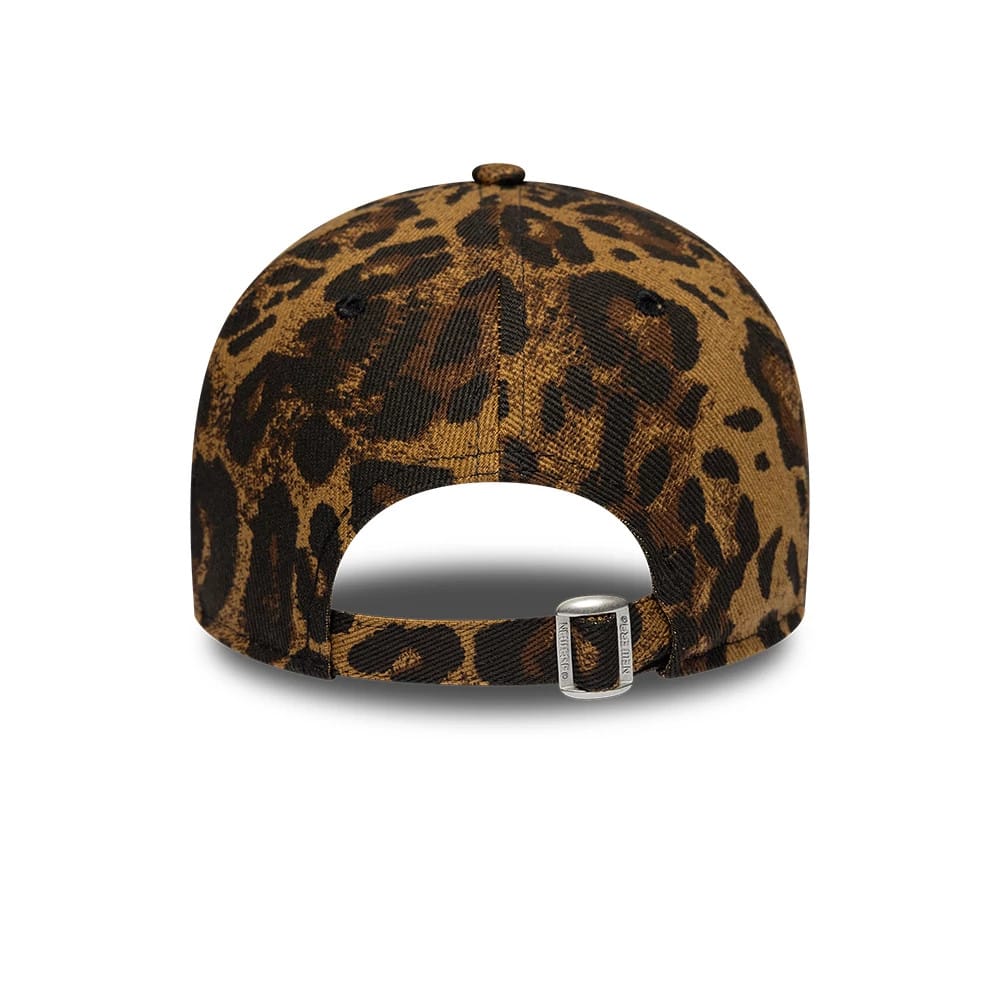 New Era Leopard Heart Brown 9TWENTY Adjustable Cap, rear view showing the brown leopard print pattern across the entire structured crown, featuring a curved cut-out above the adjustable fabric strap with a buckle clasp.