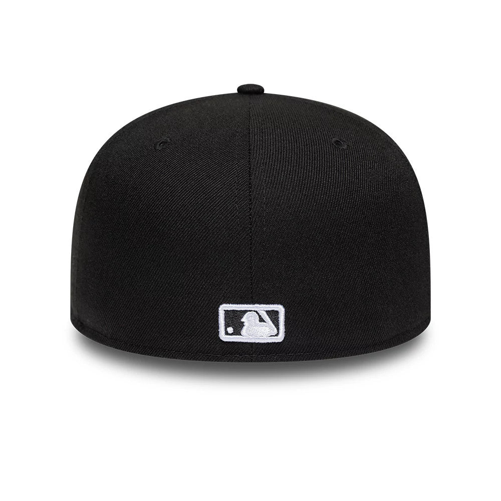 Pictured is this MLB Cherub Chicago White Sox 59FIFTY Fitted cap in black. 4