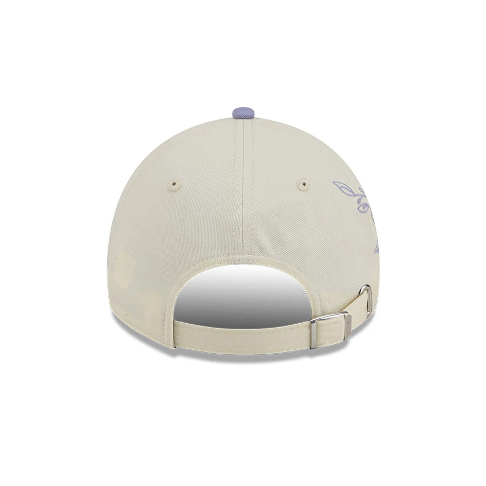 Pictured is this MLB Lavender Flowers New York Yankees Casual Classic cap in white. 7