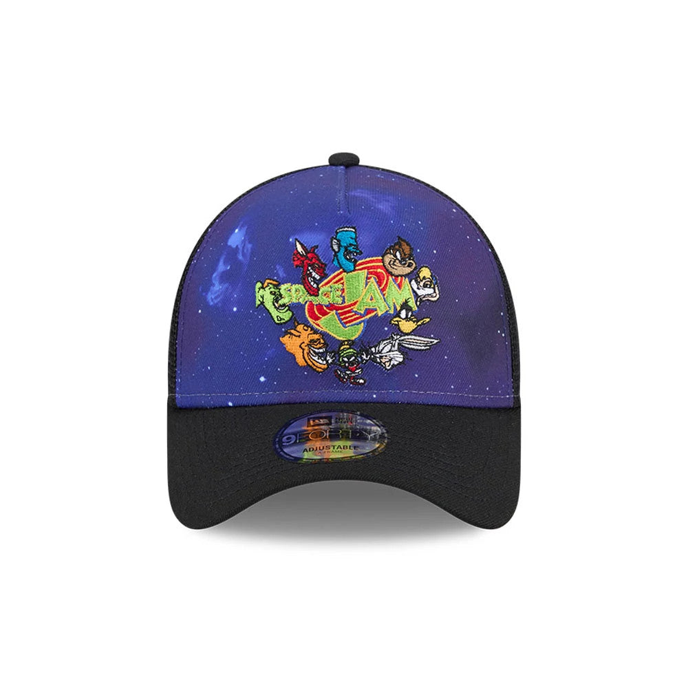 Space Jam Rivalry Black New Era 9FORTY A-Frame Trucker Adjustable Cap, front view showing a colourful embroidered Space Jam logo with characters on the black and blue galaxy-patterned structured crown.