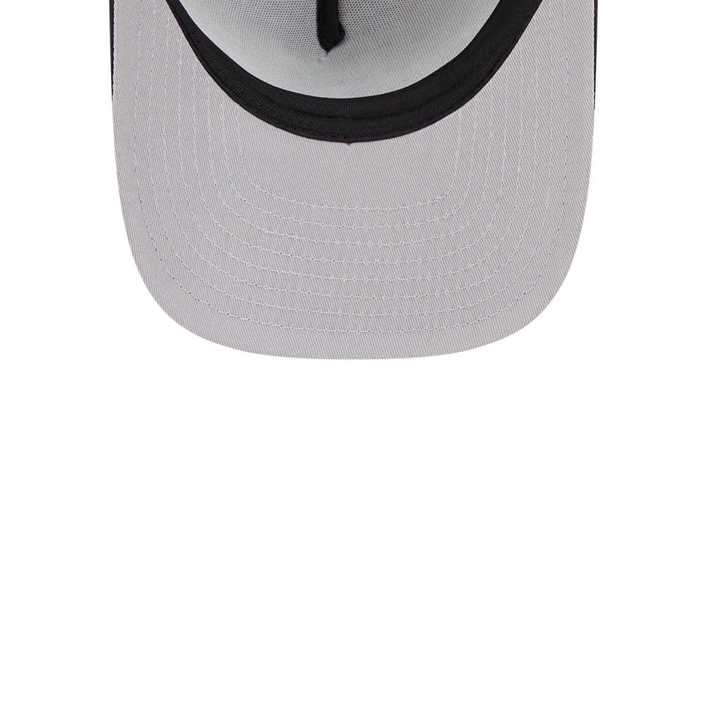 Womens DC Batgirl Black New Era 9FIFTY A-Frame Snapback Adjustable Cap, inside view showing a light grey undervisor with white stitching, a black sweatband, and a black top button, highlighting the contrasting colours and details.