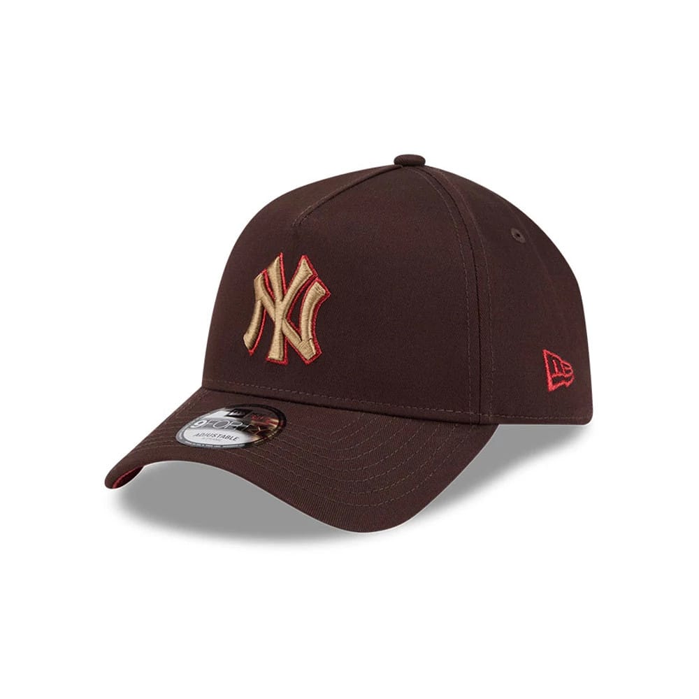 New York Yankees MLB Choc Cherry Dark Brown New Era 9FORTY A-Frame Adjustable Cap, three-quarter view showing the raised tan and red embroidered NY logo on the front panel, brown curved visor with a 9FORTY size sticker.