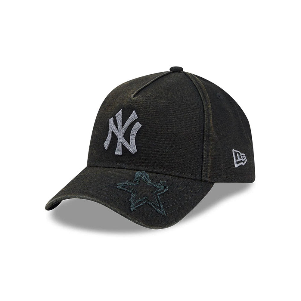 New York Yankees MLB Star Visor Black New Era 9FORTY A-Frame Adjustable Cap, three-quarter view showing the grey raised embroidered NY logo on the black front panel, with a star detail on the visor and the New Era flag on the left side.